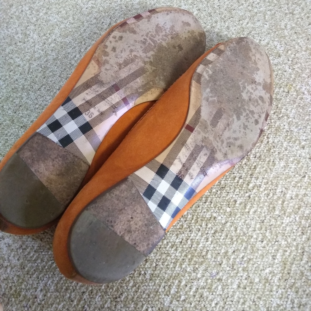 Burberry Orange Suede Flat Shoes - Picture 6 of 8